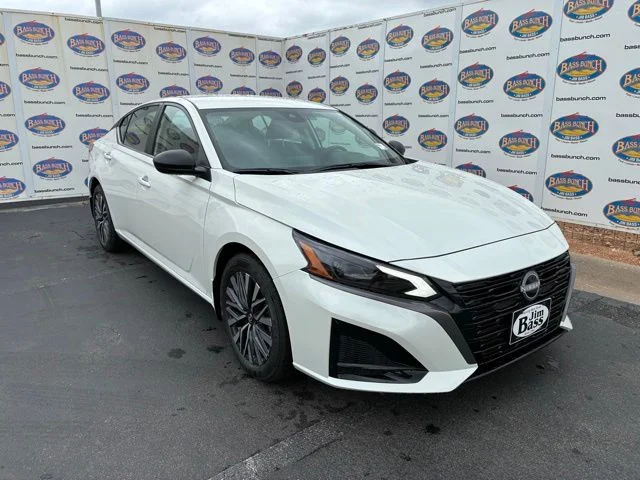 New 2026 Pearl White TriCoat Nissan SV image 2