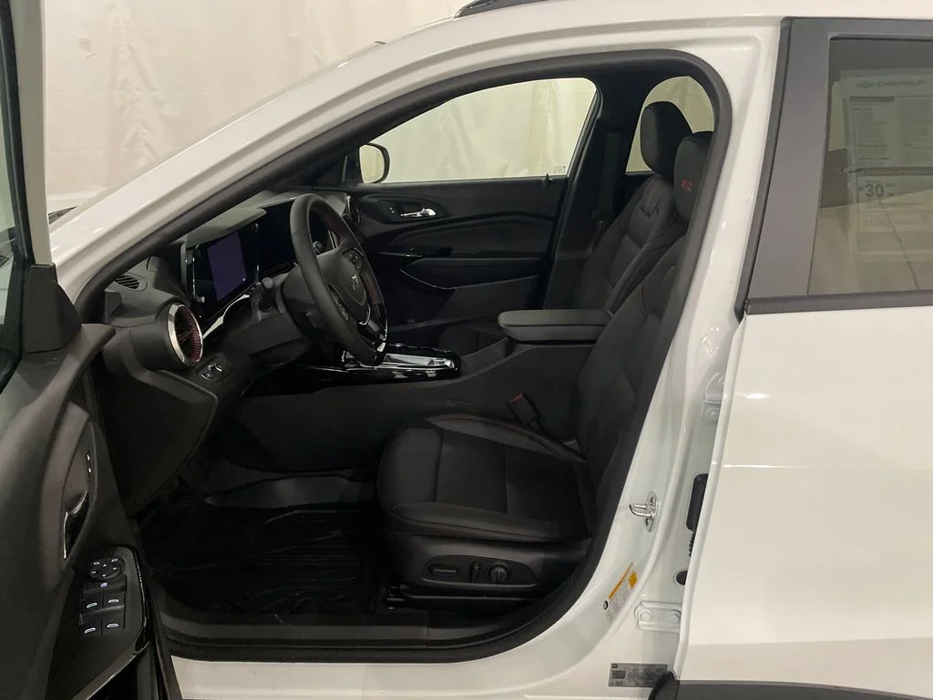 2026 Chevrolet Trax RS - Photo 11