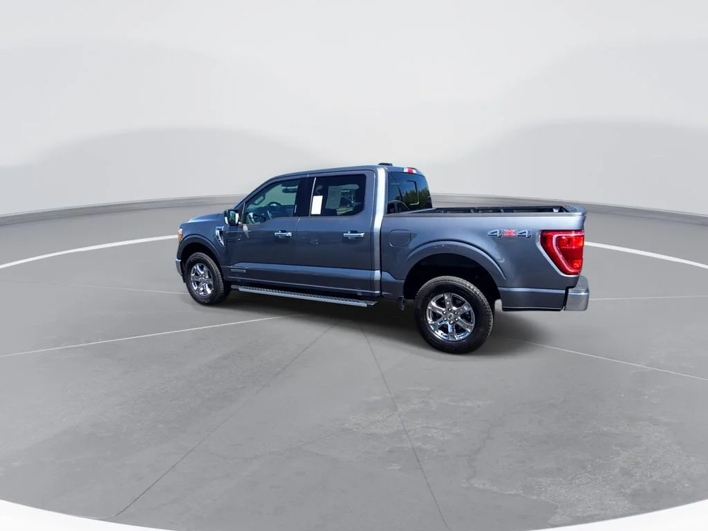 Used 2023 Gray Ford XLT image 6