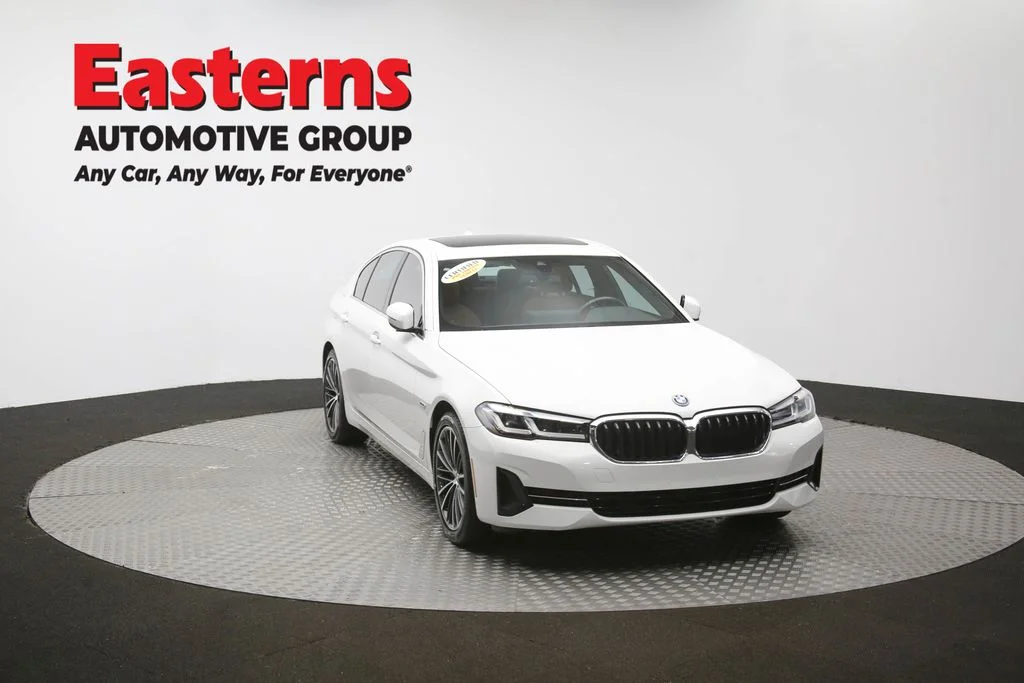 Used 2023 White BMW 530e iPerformance image 55