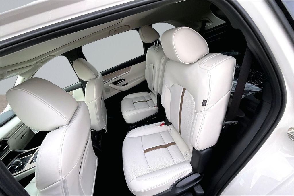 New 2026 Rhodium White Premium Mazda 3.3 Turbo Premium Plus AWD image 10