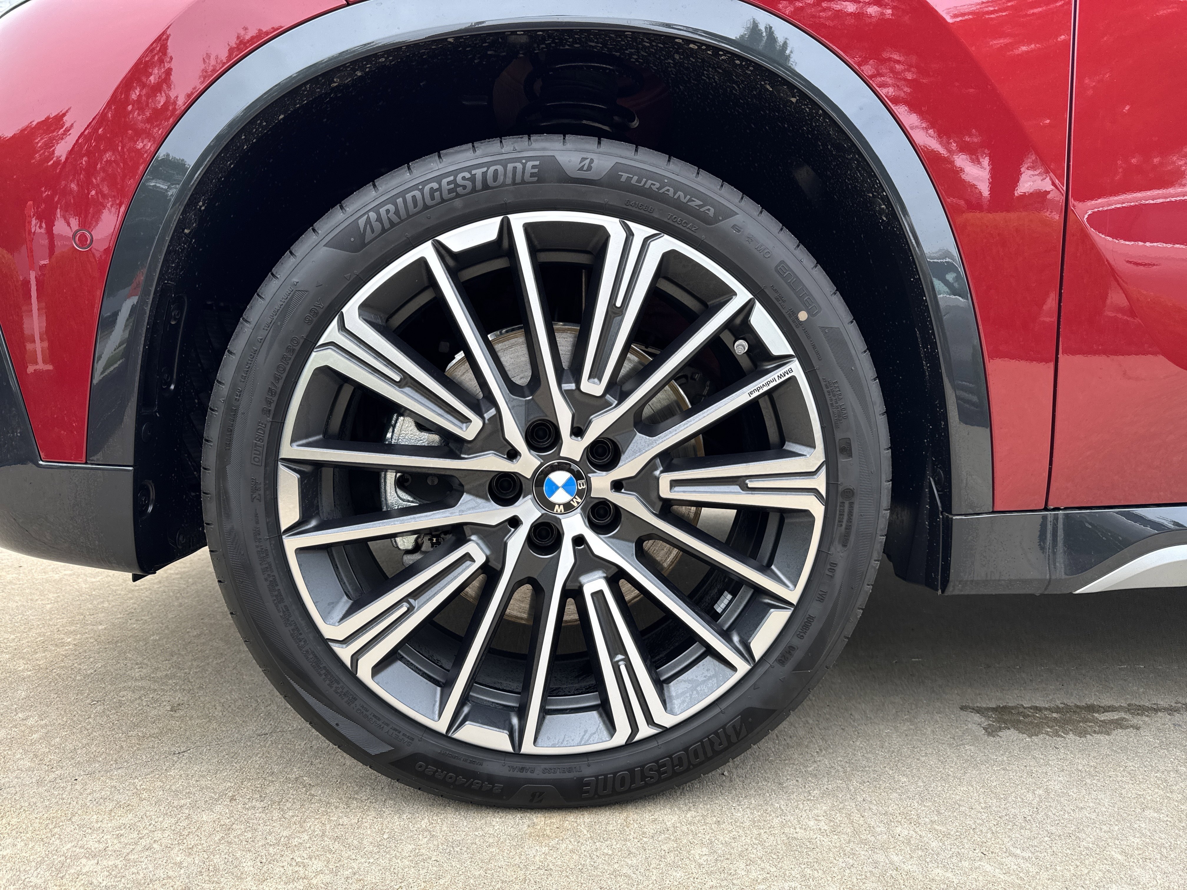 New 2026 VEGAS RED BMW xDrive28i image 25