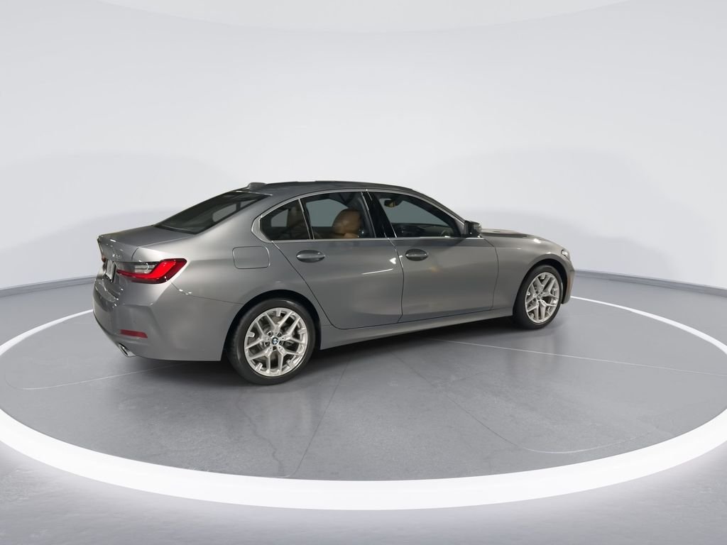 2025 BMW 3 Series 330i - Photo 8