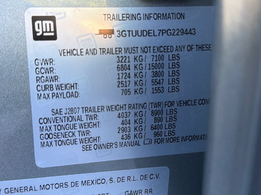 Certified Used 2023 Sterling Metallic GMC SLT image 35