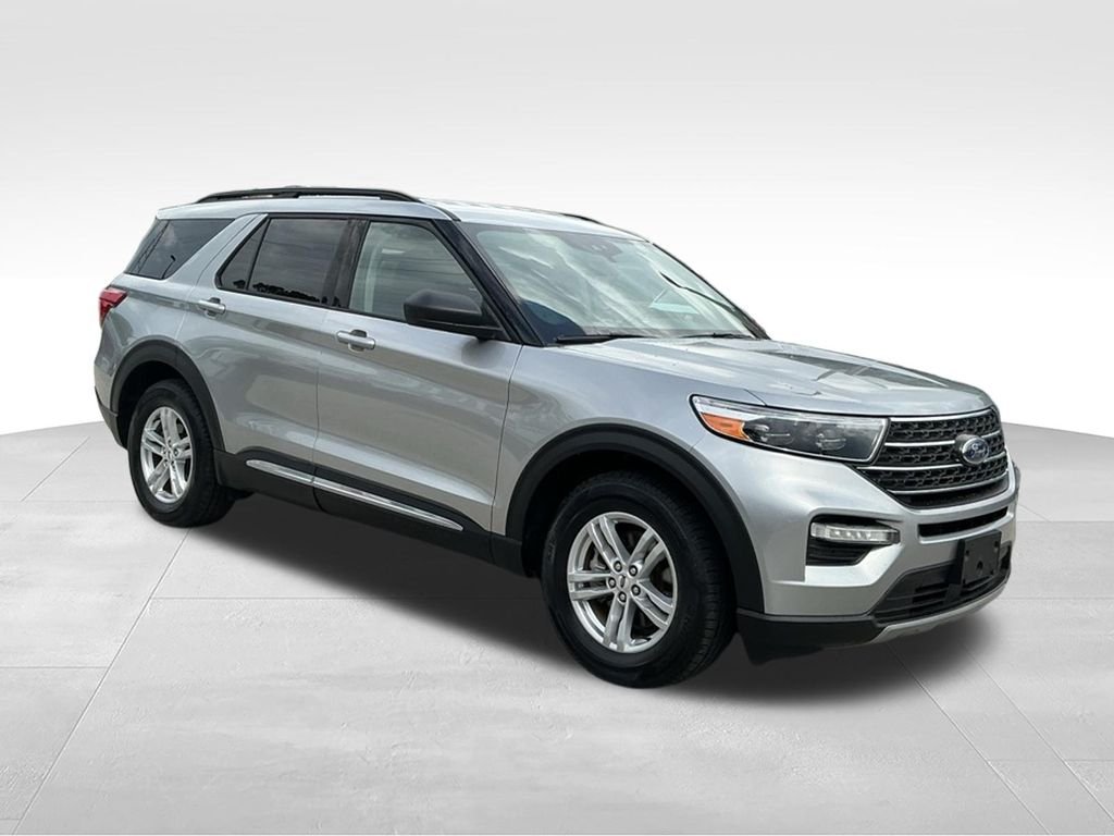 Used 2023 Silver Ford XLT image 12