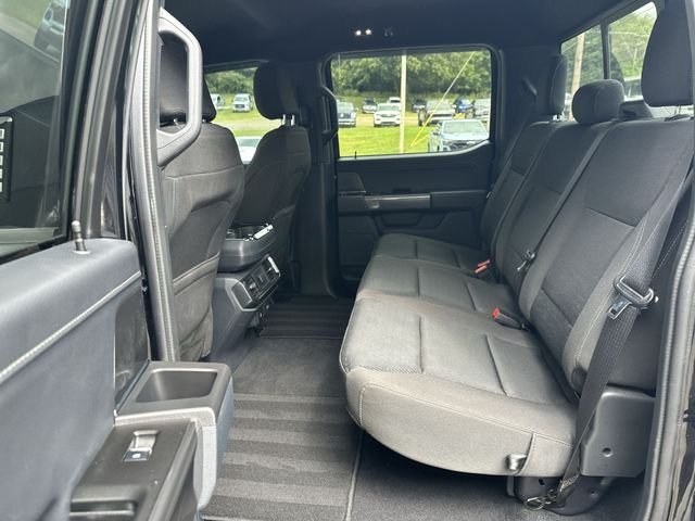 Used 2023 Agate Black Metallic Ford XLT image 26