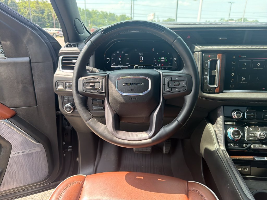 2024 GMC Yukon XL Denali Ultimate - Photo 17