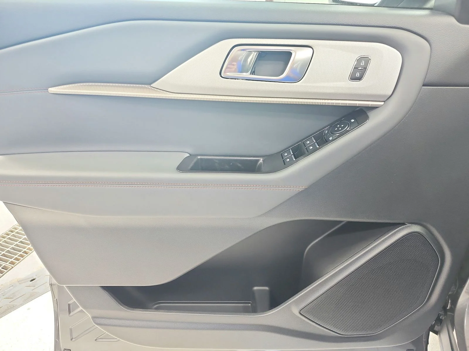 New 2026 Gray Ford Active image 34