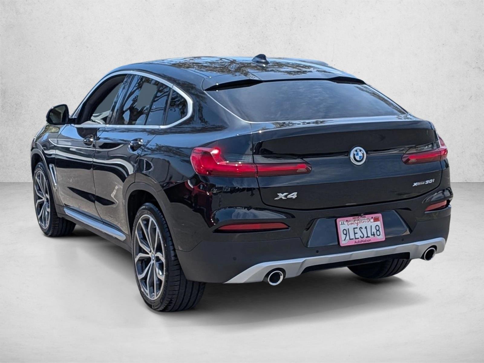 Used 2021 Black Sapphire Metallic BMW xDrive30i image 8