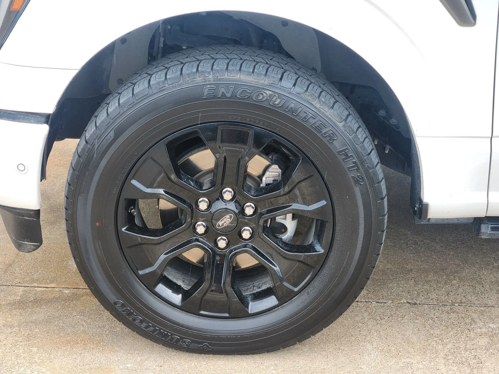 Used 2023 White Ford Platinum image 9