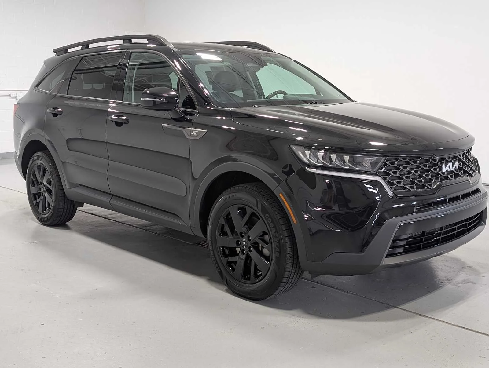 Used 2023 Ebony Black Kia X-Line S image 6