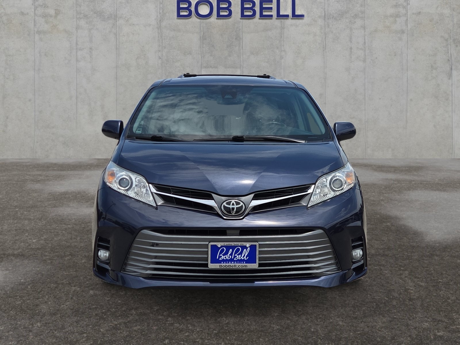 2018 Toyota Sienna XLE - Photo 8