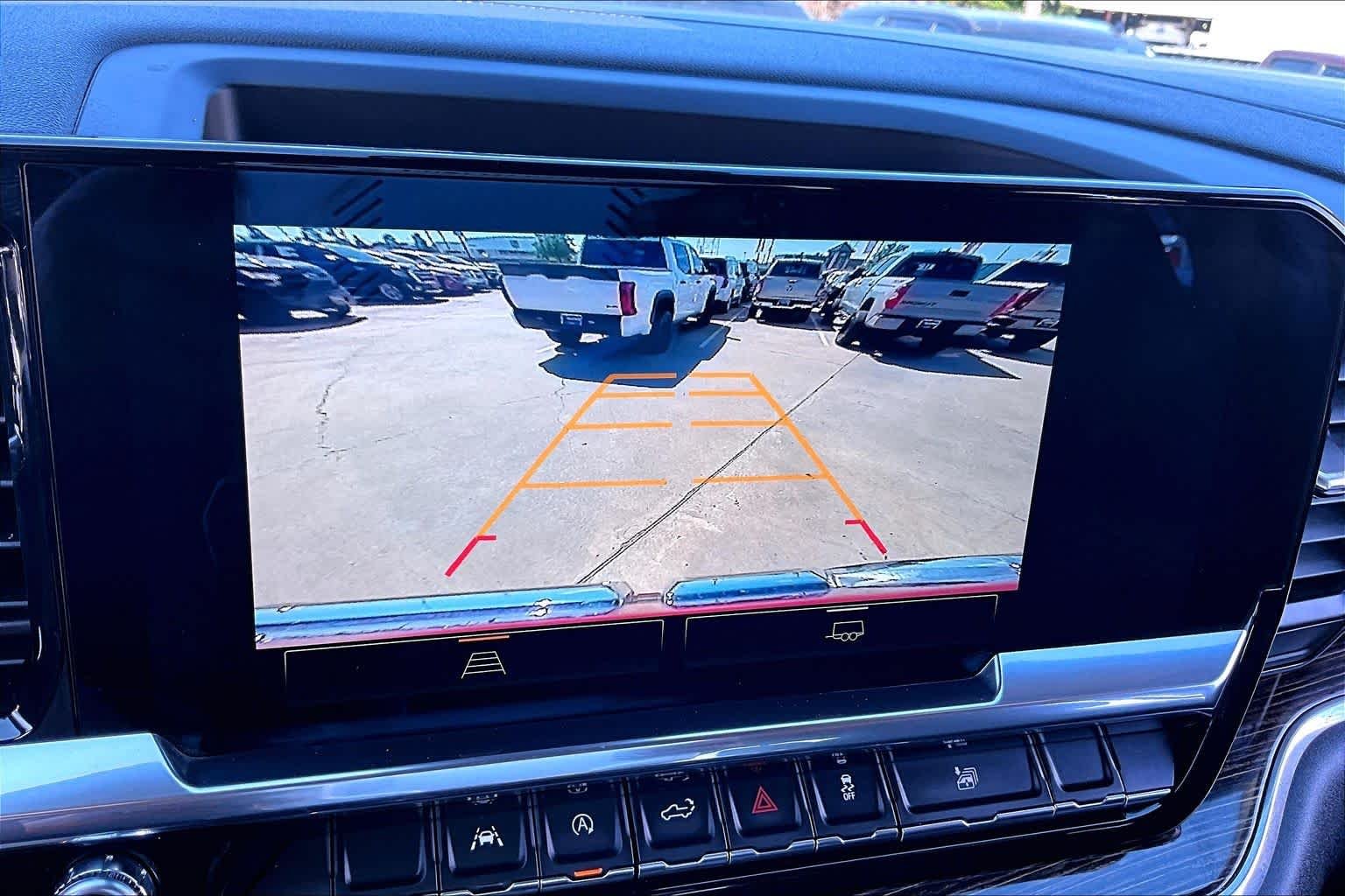Used 2024 Volcanic Red Tintcoat GMC Elevation image 27