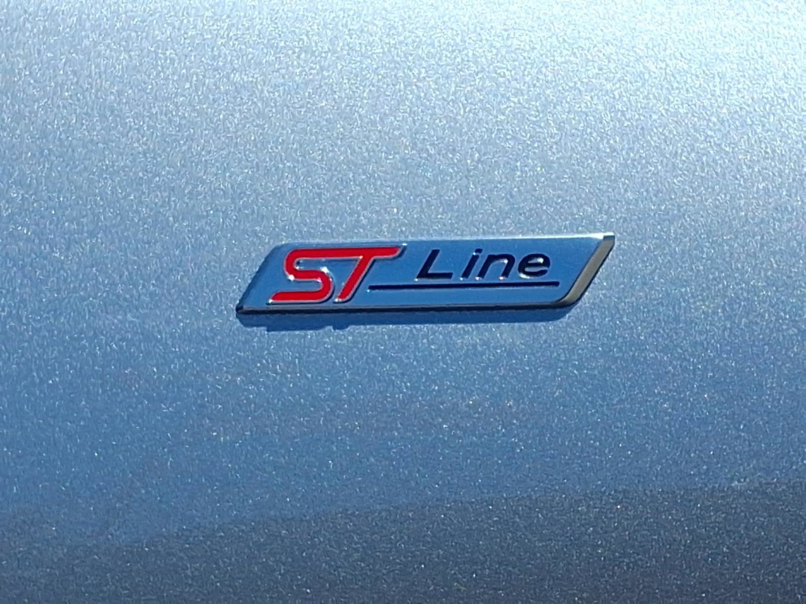 Certified Used 2024 Iconic Silver Metallic Ford ST-Line Select image 24