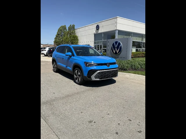2026 Volkswagen Taos SE 4Motion