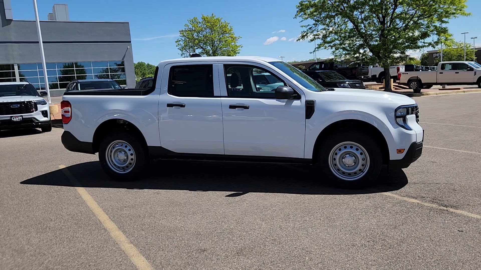 New 2026 Oxford White Ford XL image 9