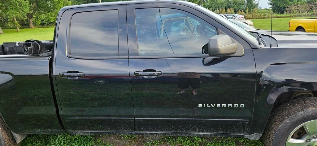 Used 2015 Black Chevrolet LT image 3