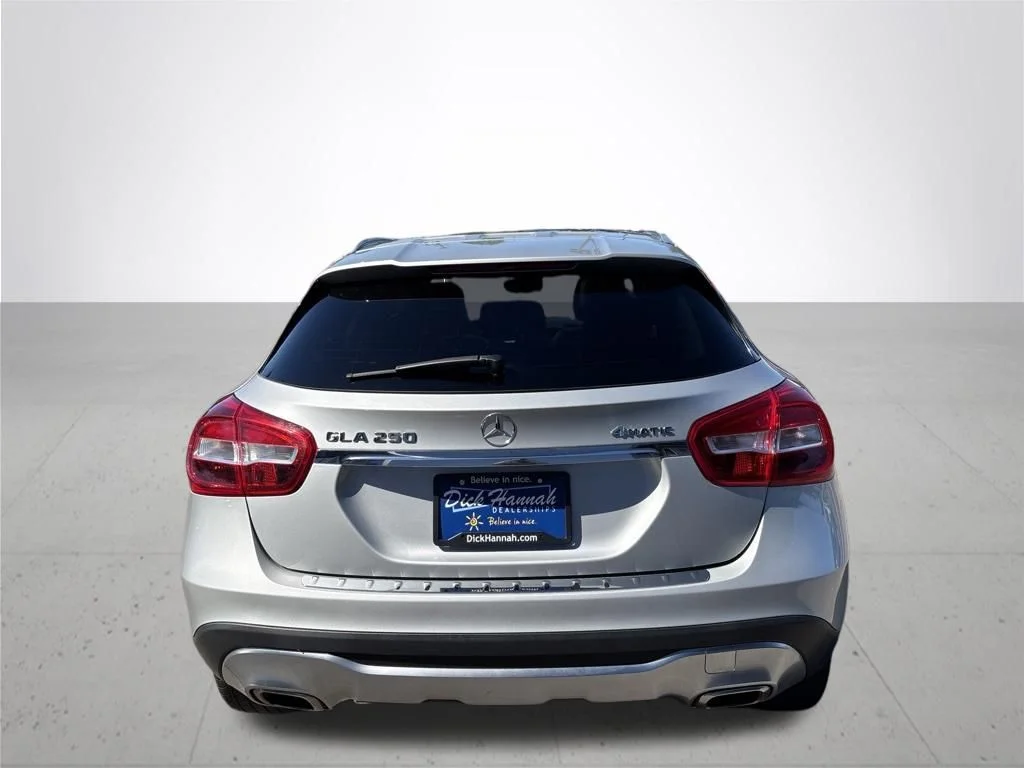 Used 2018 Silver Mercedes-Benz GLA 250 image 7