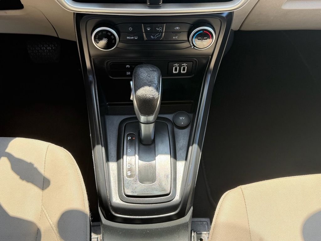 Used 2018 White Ford S image 16