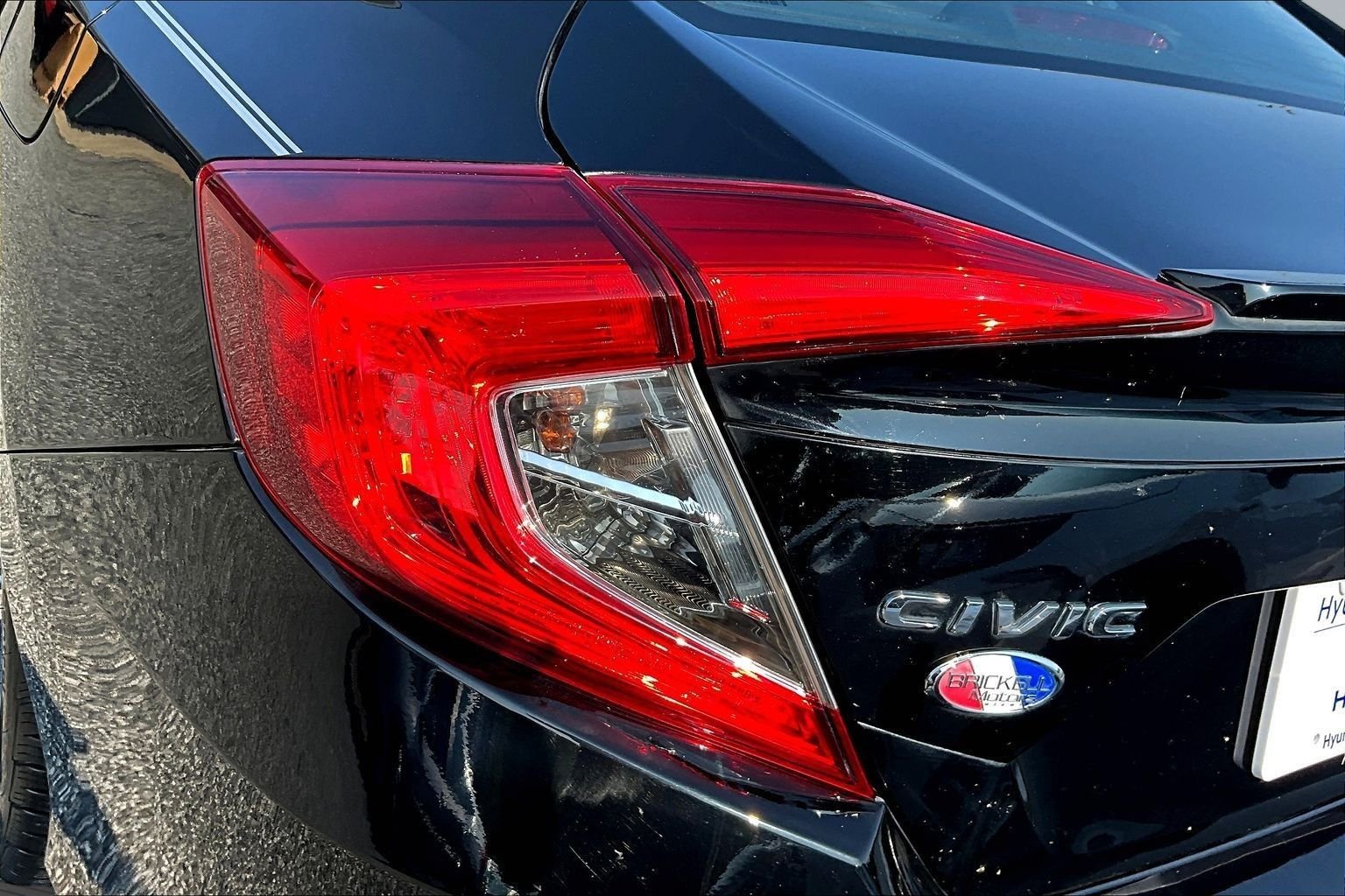Used 2019 Black Honda EX-L image 22