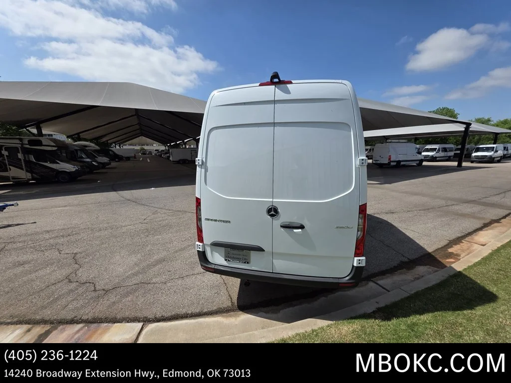 Used 2026 Arctic White Mercedes-Benz Cargo 144 WB image 4