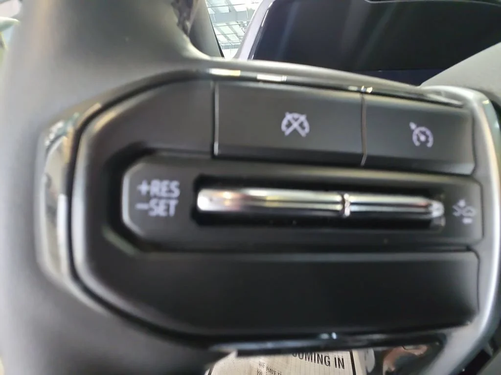 Used 2024 Summit White Chevrolet ZR2 image 20