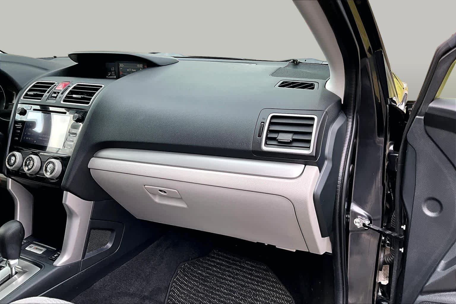 Used 2017 Dark Gray Metallic Subaru Premium image 19
