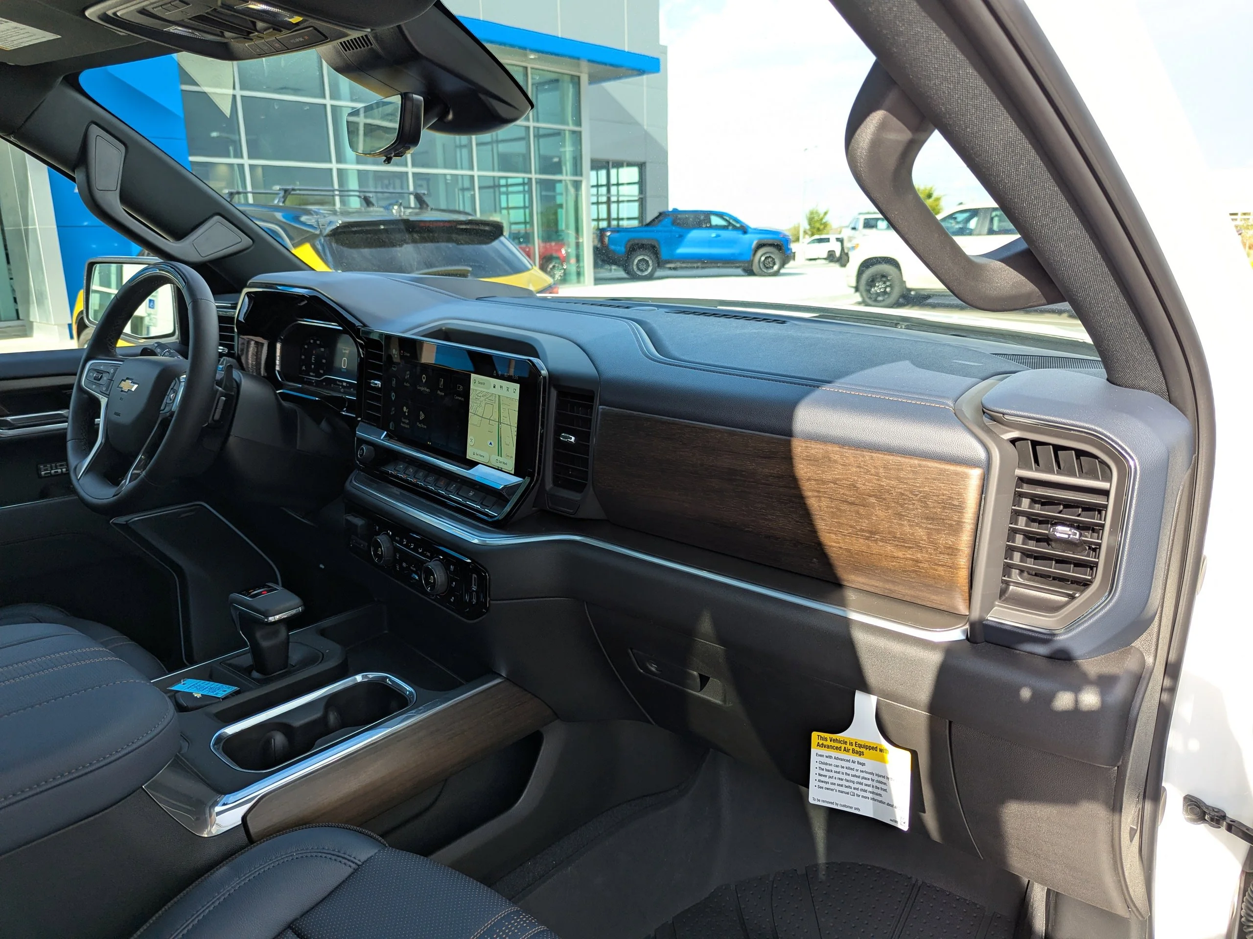 2025 Chevrolet Silverado 1500 High Country - Photo 45
