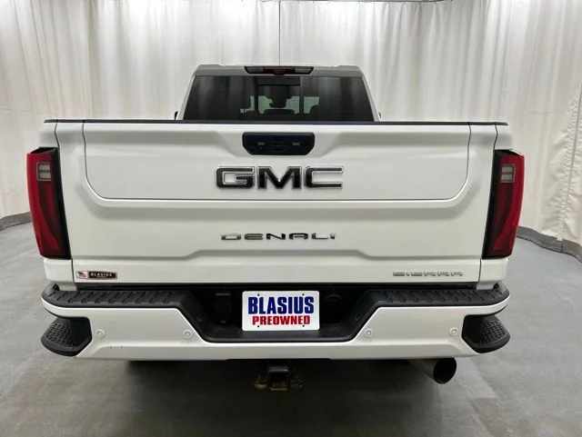 Used 2024 White GMC Denali Ultimate image 22