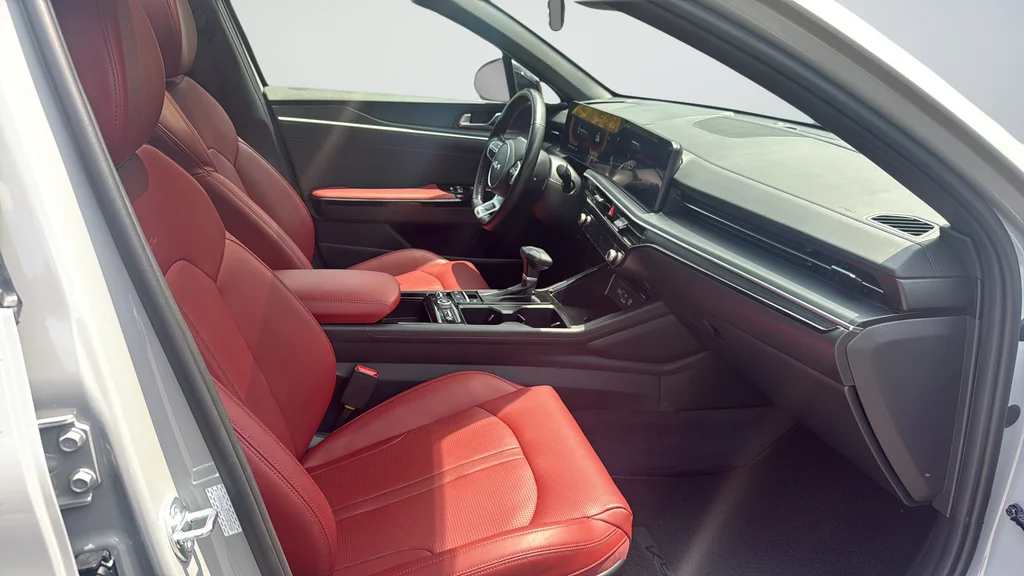 2025 Kia K5 GT-Line - Photo 20