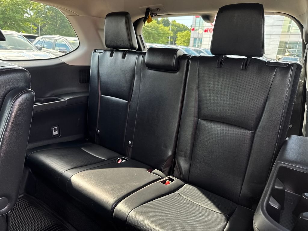 Used 2024 Black Toyota Platinum image 44