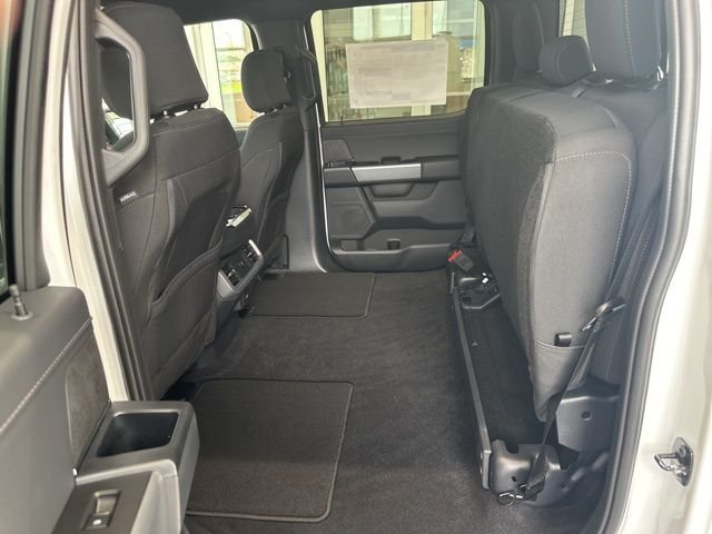 New 2026 Oxford White Ford XLT image 54