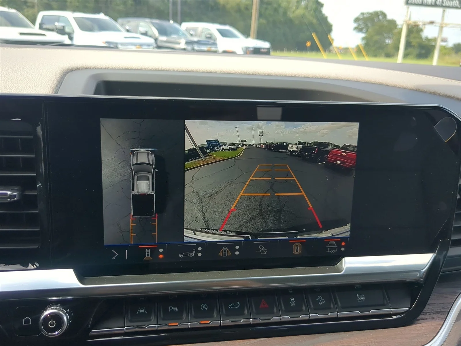 New 2026 Summit White GMC SLT image 39