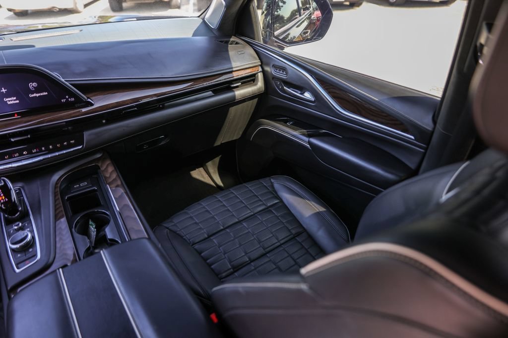 Used 2022 BLACK RAVEN Cadillac Sport Platinum image 30