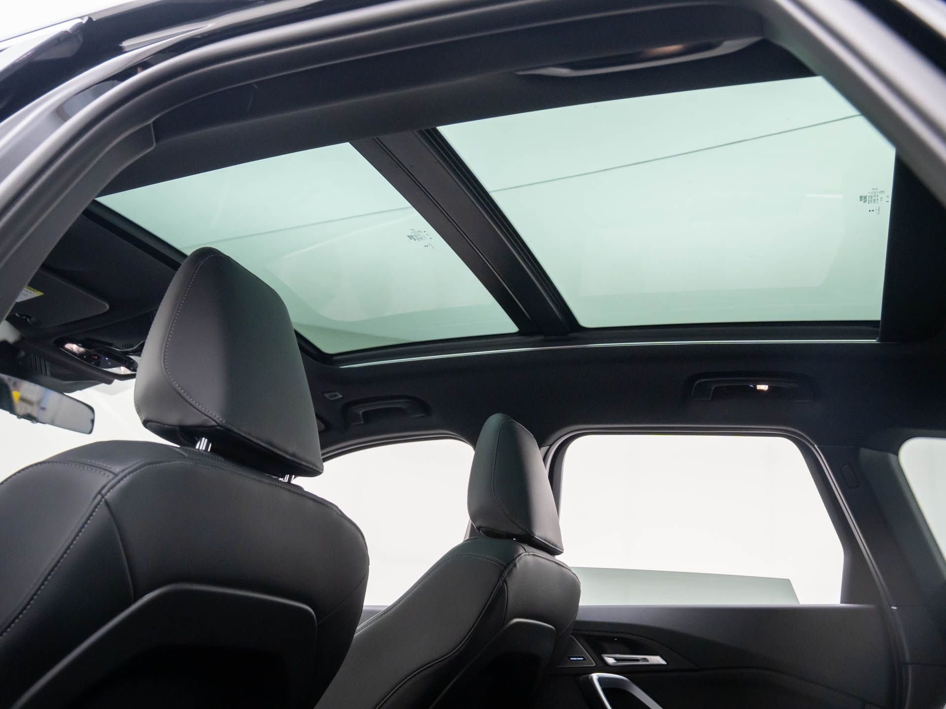 New 2026 Jet Black BMW xDrive28i image 18