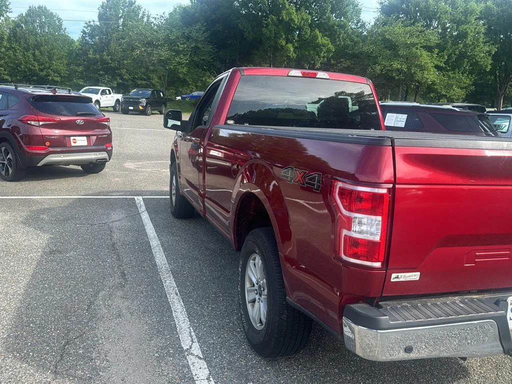 Used 2019 Ruby Red Metallic Tinted Clearcoat Ford XLT image 5