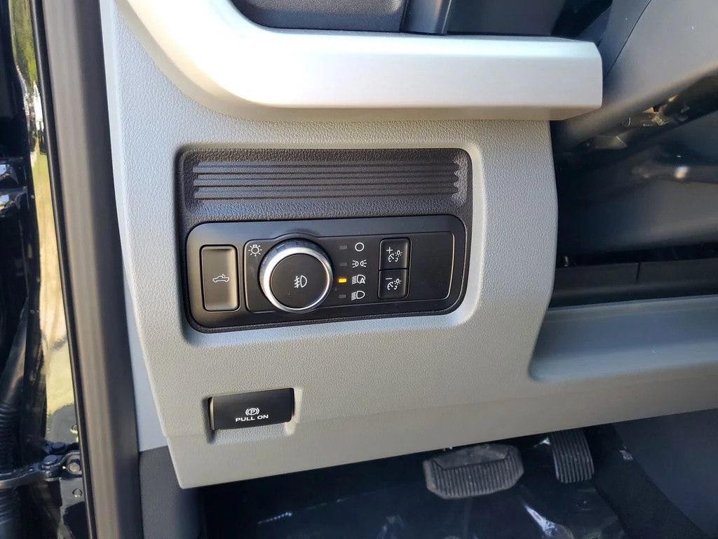2026 Ford F-250 Super Duty XL - Photo 11