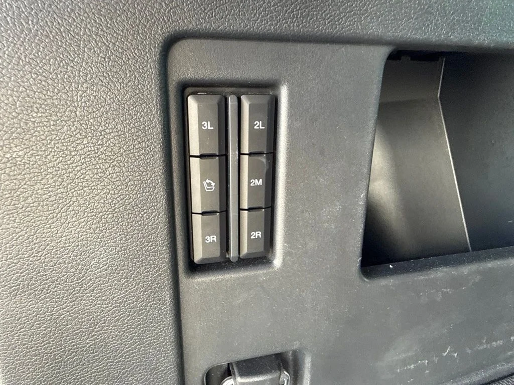 Used 2024 Gray Metallic Ford XLT image 10