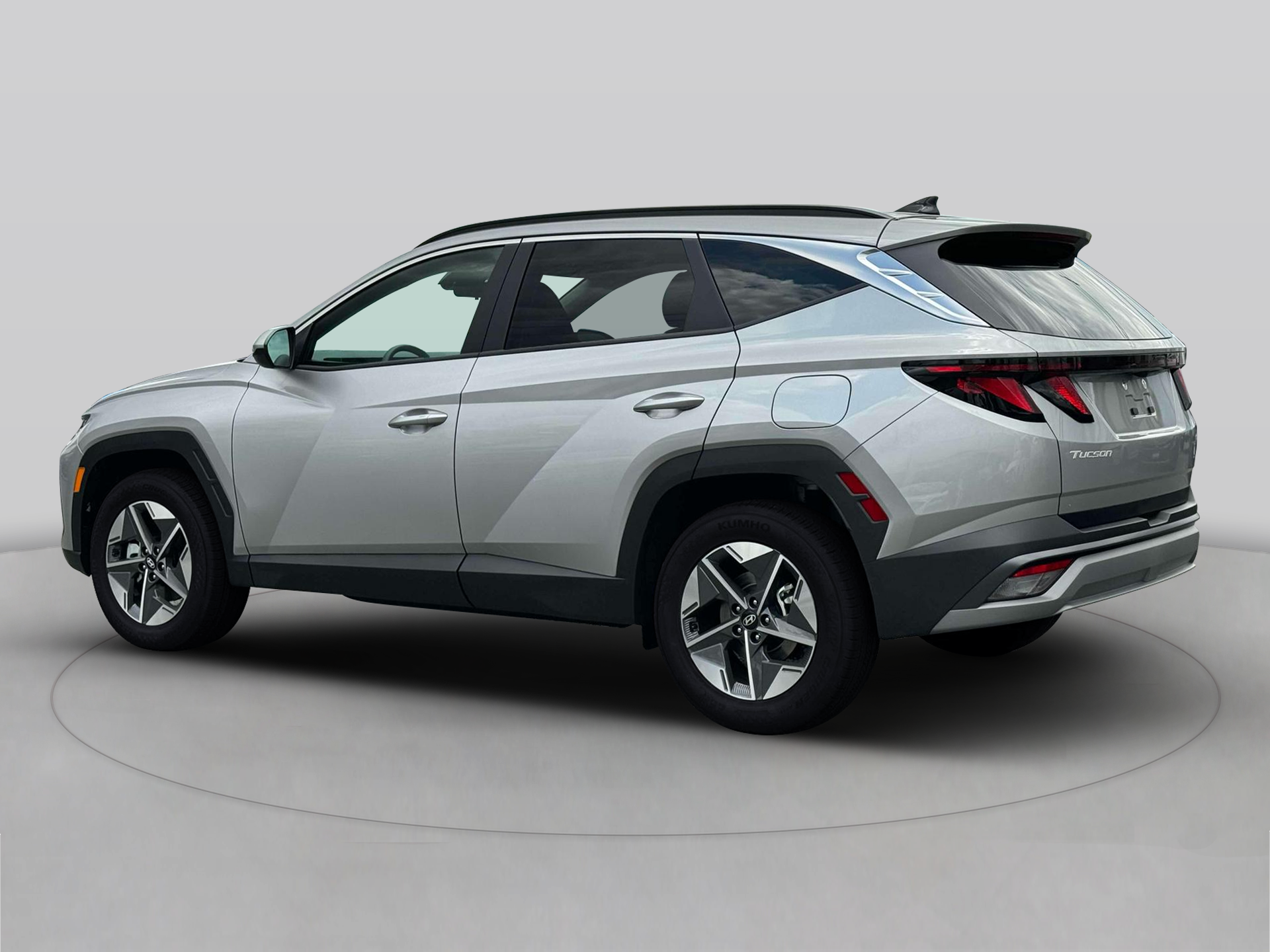 New 2026 Silver Hyundai SEL AWD image 4