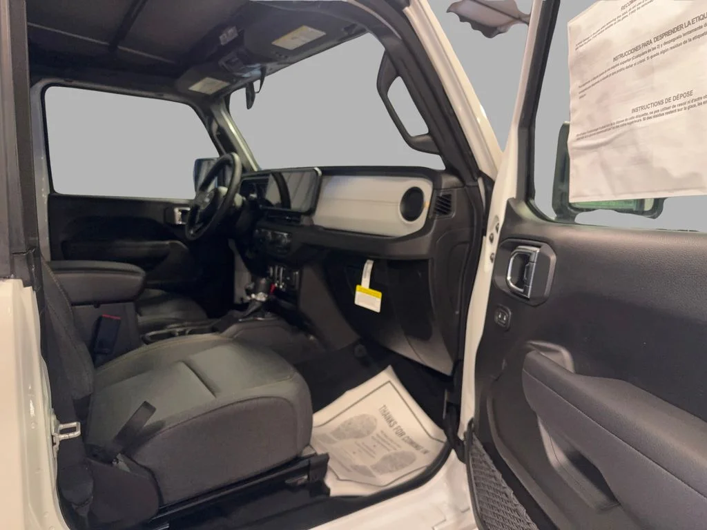 New 2026 Bright White Clear-Coat Exterior Paint Jeep Sport image 13