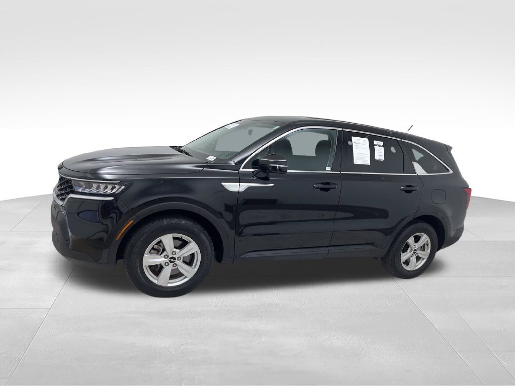 Used 2023 Black Kia LX image 2