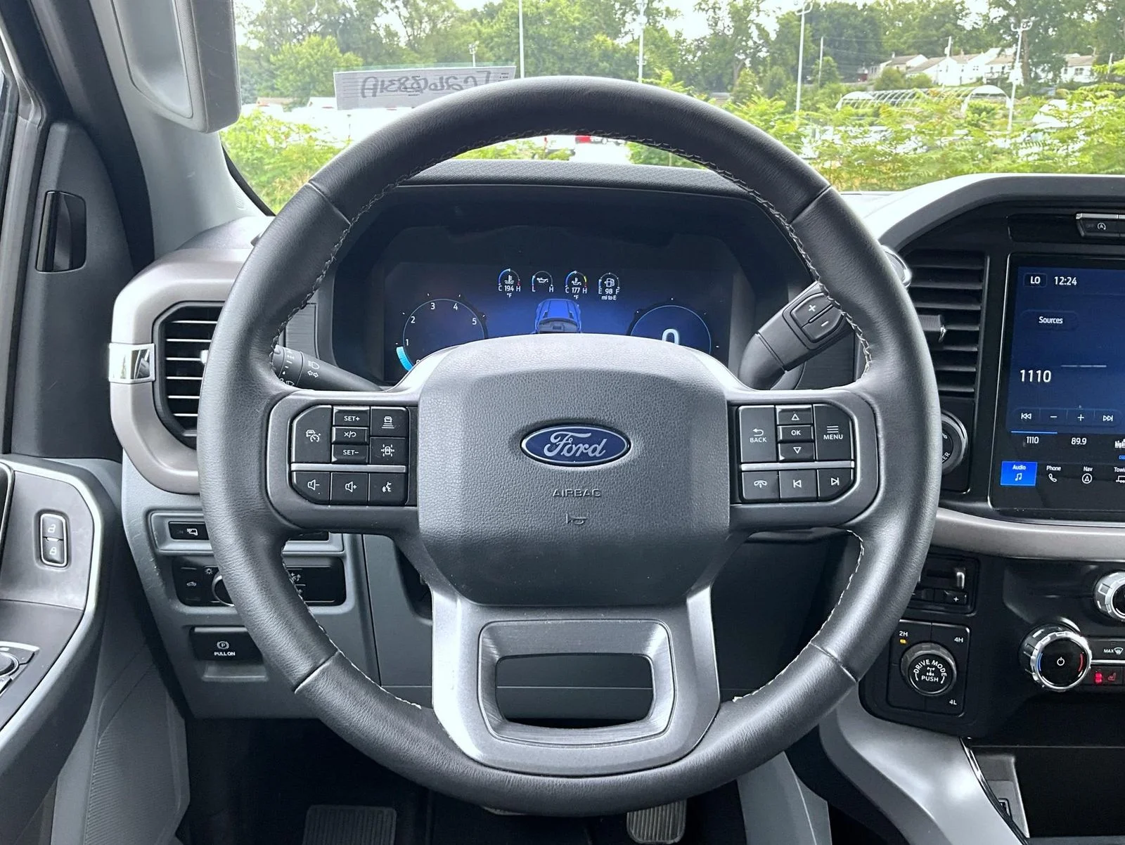 Used 2024 Gray Ford XLT image 13