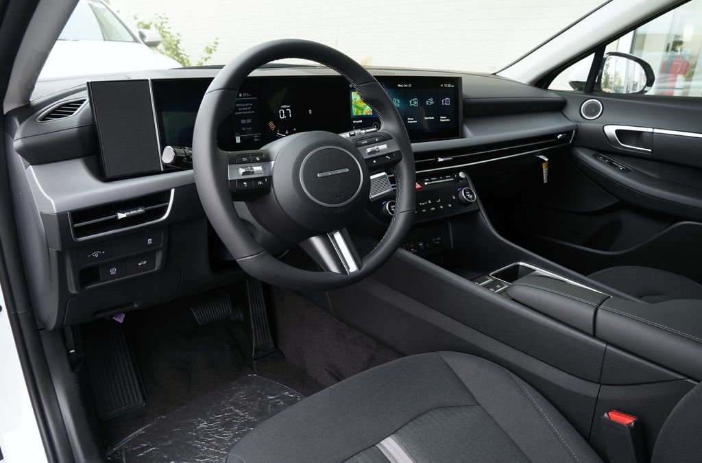 New 2026 Serenity White Hyundai SEL Sport image 32