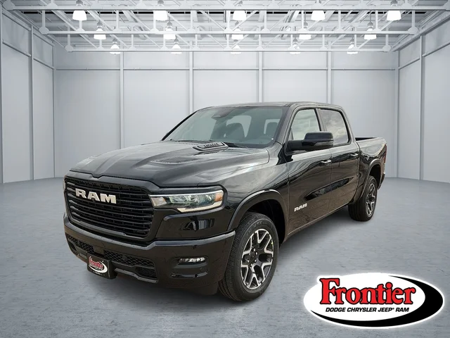 2027 Ram 1500 LARAMIE CREW CAB 4X2 5'7 BOX