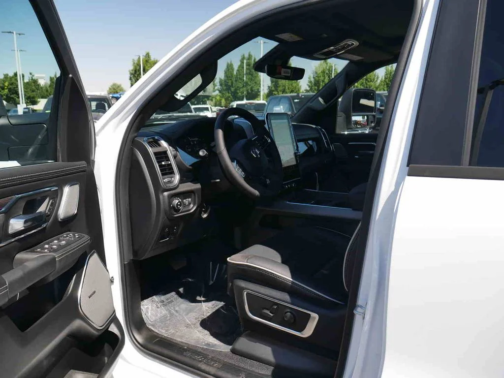 2026 RAM 1500 Laramie - Photo 35