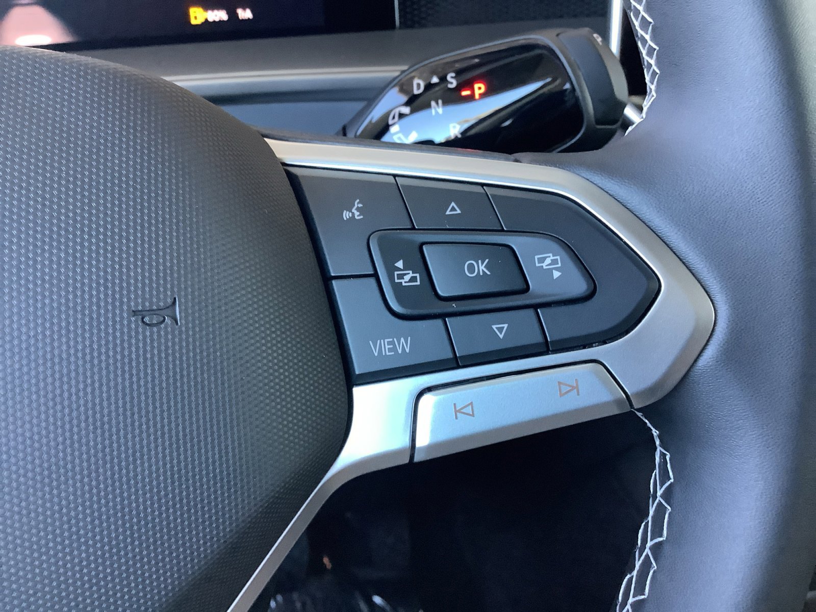 New 2026 MONTEREY BLUE Volkswagen SE image 24