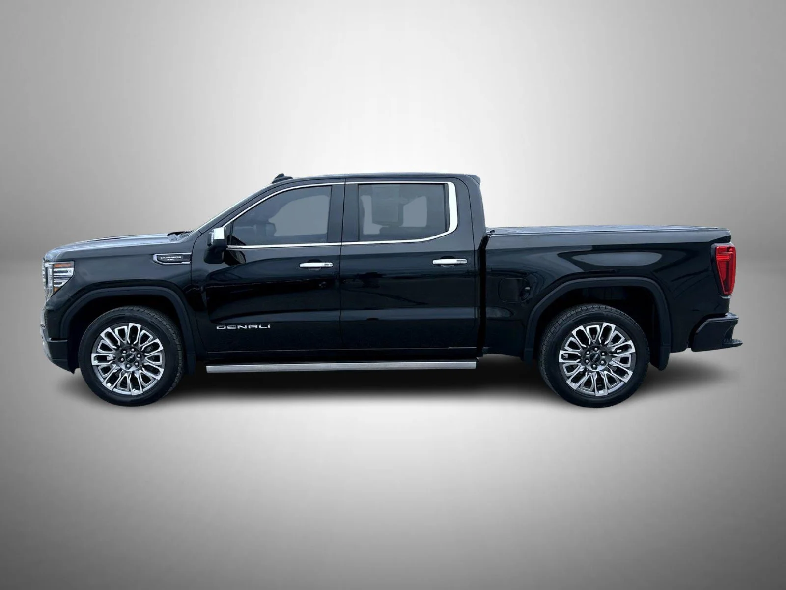 Used 2024 Black GMC Denali Ultimate image 8