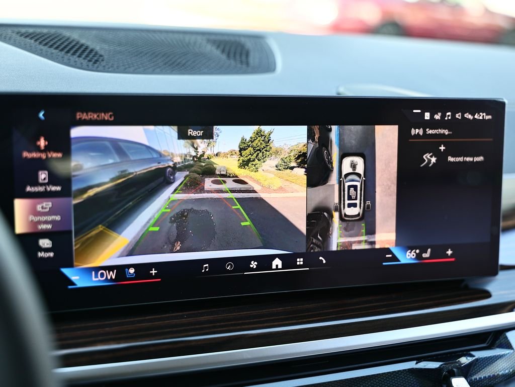 New 2027 Mineral White Metallic BMW xDrive40i image 40