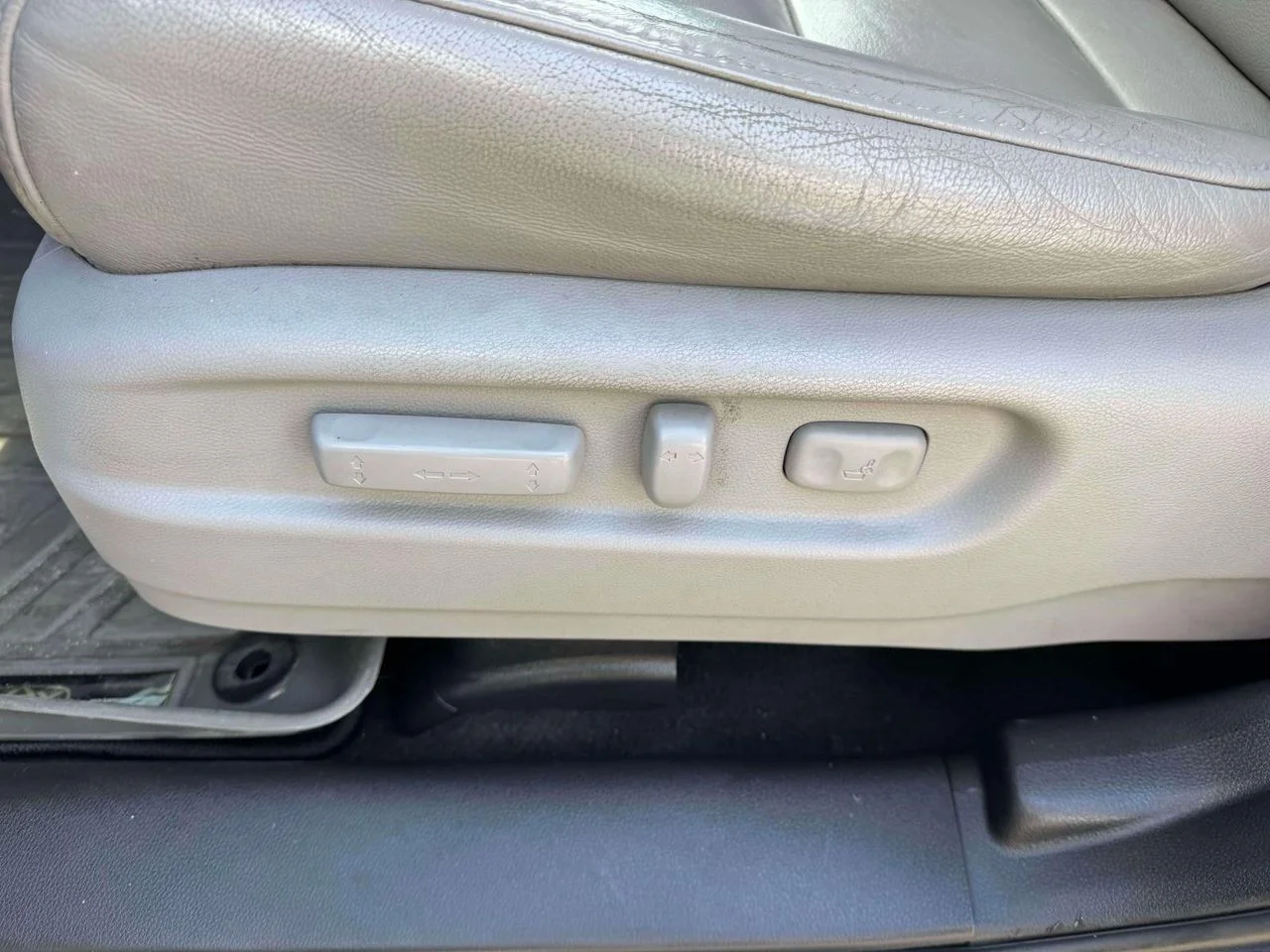 Used 2017 Blue Honda EX-L image 20