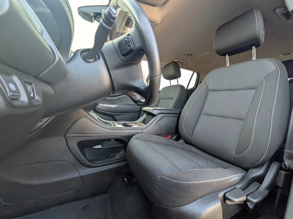 Used 2021 Cayenne Red Tintcoat GMC SLE image 10